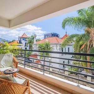 Lovely At The Location In Apartment